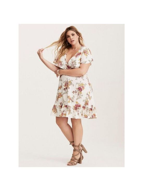 torrid Dresses & Skirts - Torrid Multi-Color Floral Print Challis Caplet Skater Dress 2X